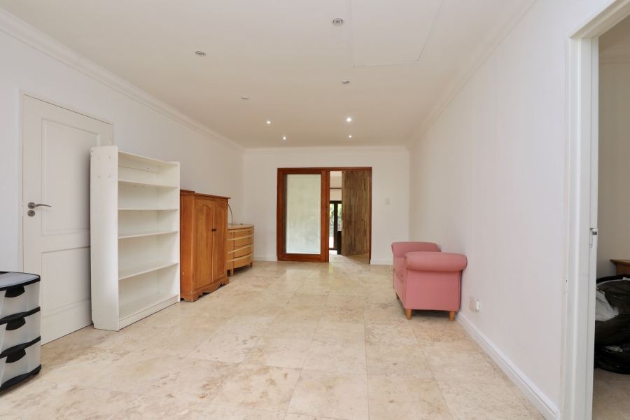 To Let 4 Bedroom Property for Rent in La Concorde Western Cape